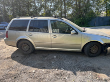 Load image into Gallery viewer, 2005 VW JETTA SW TDI AT