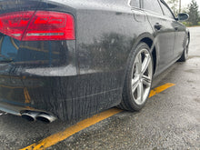Load image into Gallery viewer, 2013 AUDI S8