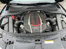 Load image into Gallery viewer, 2013 AUDI S8