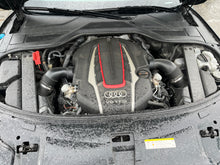 Load image into Gallery viewer, 2013 AUDI S8