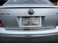 Load image into Gallery viewer, 2004 VW JETTA SILVER TDI AUTO