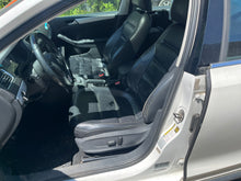 Load image into Gallery viewer, 2013 VW JETTA HYBRID