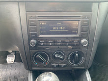 Load image into Gallery viewer, 2002 VW GOLF