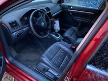 Load image into Gallery viewer, 2006 VW JETTA RED 2.5