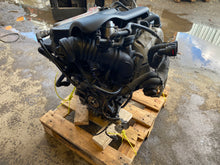 Load image into Gallery viewer, 2002 VW GOLF