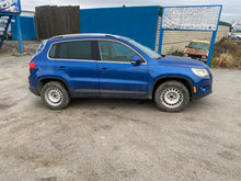 Load image into Gallery viewer, 2009 VW TIGUAN