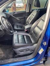 Load image into Gallery viewer, 2009 VW TIGUAN