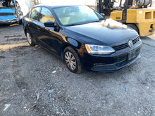 Load image into Gallery viewer, 2013 VW Jetta 2.0 Auto