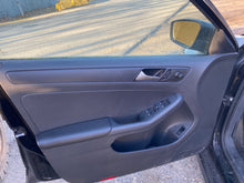 Load image into Gallery viewer, 2013 VW Jetta 2.0 Auto