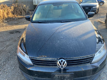 Load image into Gallery viewer, 2013 VW Jetta 2.0 Auto