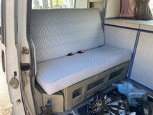 Load image into Gallery viewer, 1992 VW Eurovan Westy