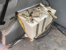 Load image into Gallery viewer, 1992 VW Eurovan Westy