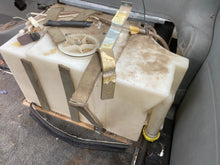Load image into Gallery viewer, 1992 VW Eurovan Westy