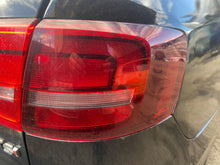 Load image into Gallery viewer, 2017 VW JETTA TSI