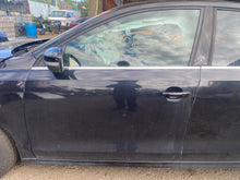 Load image into Gallery viewer, 2017 VW JETTA TSI