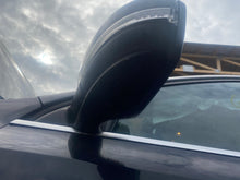 Load image into Gallery viewer, 2017 VW JETTA TSI