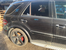 Load image into Gallery viewer, 2007 MERCEDES ML63