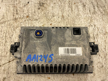 Load image into Gallery viewer, 1985 MERCEDES 300SD W126