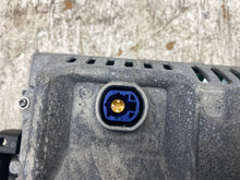 Load image into Gallery viewer, 1985 MERCEDES 300SD W126