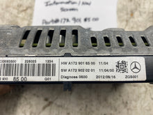 Load image into Gallery viewer, 1985 MERCEDES 300SD W126