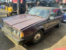 Load image into Gallery viewer, 1985 VOLVO 760GLE 2.4 6cyl TD
