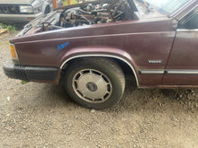 Load image into Gallery viewer, 1985 VOLVO 760GLE 2.4 6cyl TD