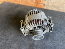 Load image into Gallery viewer, 2004 AUDI A4 1.8 6MT