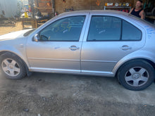 Load image into Gallery viewer, 2001 VW JETTA TDI