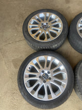 Load image into Gallery viewer, 2007 VOLVO C30