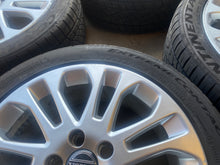 Load image into Gallery viewer, 2007 VOLVO C30