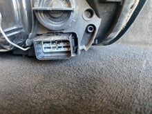 Load image into Gallery viewer, 2007 VOLVO C30