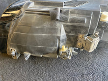 Load image into Gallery viewer, 2007 VOLVO C30