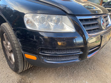 Load image into Gallery viewer, 2005 VW TOUAREG V6