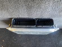 Load image into Gallery viewer, 2005 VW TOUAREG V6