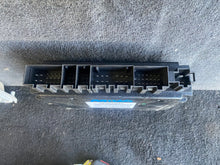 Load image into Gallery viewer, 2005 VW TOUAREG V6