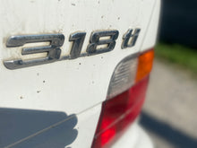 Load image into Gallery viewer, 1995 BMW 318ti