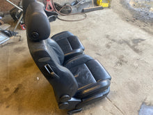 Load image into Gallery viewer, 2005 VW Golf TDI