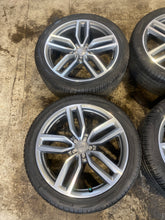 Load image into Gallery viewer, 2016 AUDI SQ5