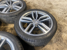 Load image into Gallery viewer, 2016 AUDI SQ5