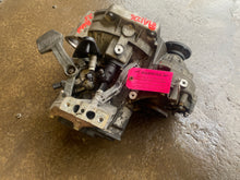 Load image into Gallery viewer, 2009 VW Rabbit 5sp