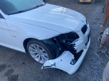 Load image into Gallery viewer, 2011 BMW 328I 6SP