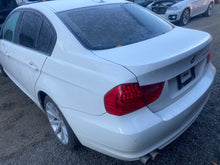 Load image into Gallery viewer, 2011 BMW 328I 6SP