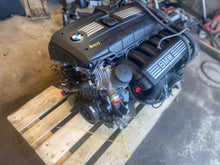 Load image into Gallery viewer, 2011 BMW 328I 6SP