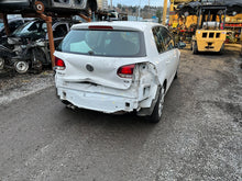 Load image into Gallery viewer, 2012 VW GOLF 2.5 AT