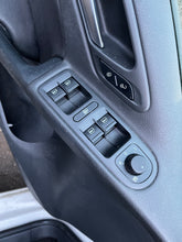 Load image into Gallery viewer, 2012 VW GOLF 2.5 AT