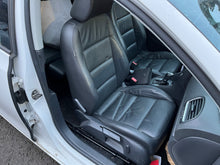 Load image into Gallery viewer, 2012 VW GOLF 2.5 AT