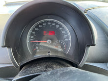 Load image into Gallery viewer, 2008 VW BEETLE 2.5 MT
