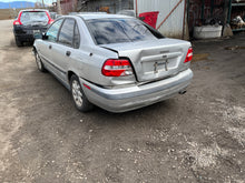 Load image into Gallery viewer, 2002 VOLVO S40