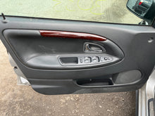 Load image into Gallery viewer, 2002 VOLVO S40