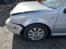 Load image into Gallery viewer, 2003 VW GOLF TDI AT